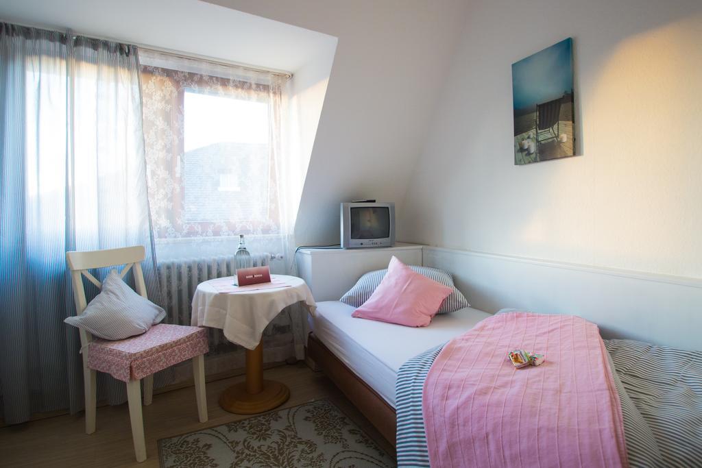 Hotel Barbarossa Garni Вюрцбург Экстерьер фото